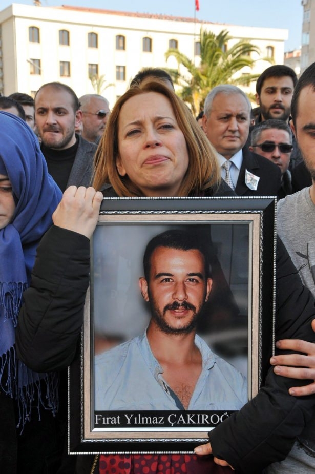 Fırat Çakıroğlu son yolculuğuna uğurlandı 6