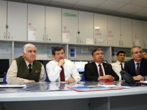 Davutoğlu  ve Özel operasyonu böyle takip etti