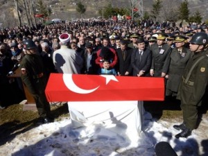 Şah Fırat şehidi son yolculuğuna uğurlandı