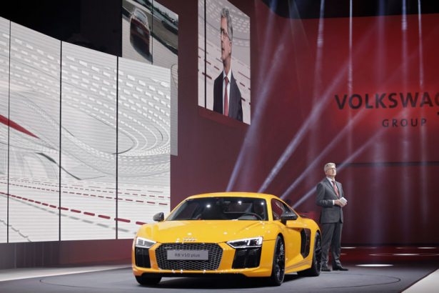 Cenevre 2015'in göz kamaştıran modelleri 24