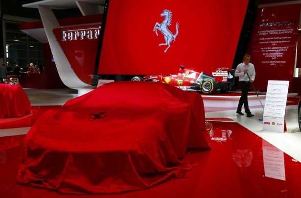 Cenevre 2015'in göz kamaştıran modelleri 34