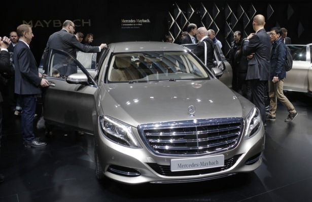 Cenevre 2015'in göz kamaştıran modelleri 40