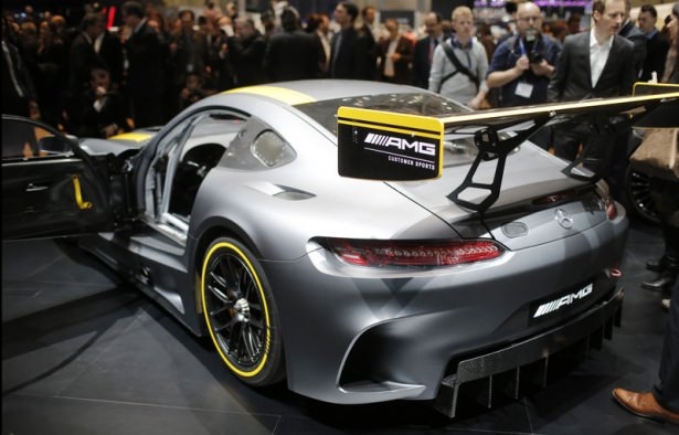 Cenevre 2015'in göz kamaştıran modelleri 6