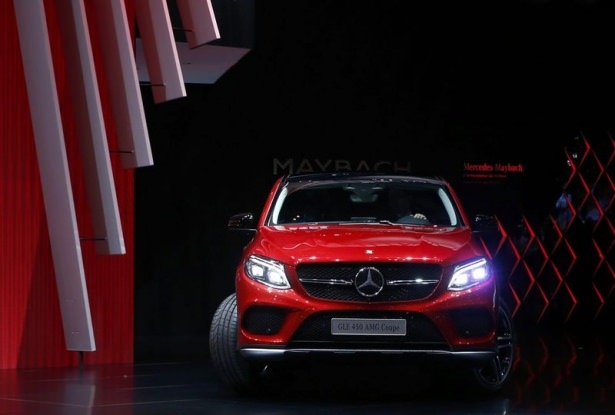 Cenevre 2015'in göz kamaştıran modelleri 64