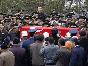 Şehitlerimizi uğurluyoruz