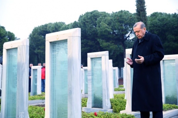 Erdoğan, Çanakkale Şehitliği'nde dua etti 2