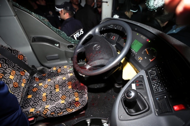 F.Bahçe kafilesine Trabzon'da silahlı saldırı 17