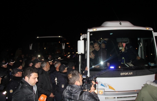 F.Bahçe kafilesine Trabzon'da silahlı saldırı 20