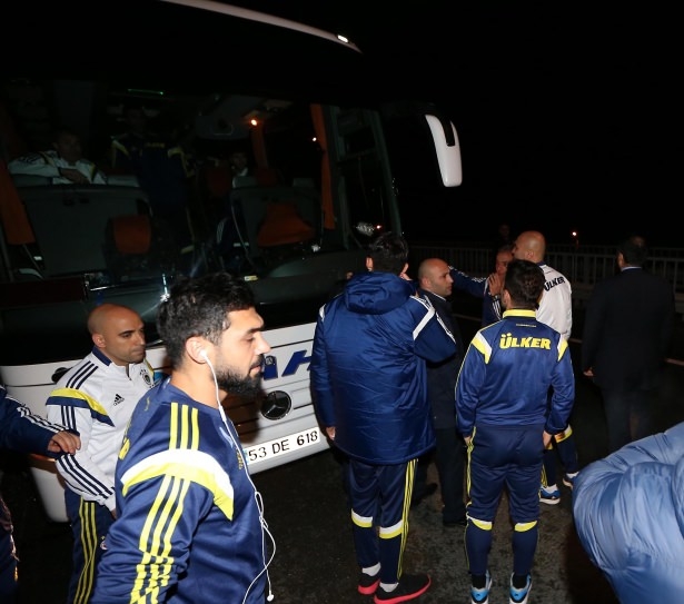 F.Bahçe kafilesine Trabzon'da silahlı saldırı 49