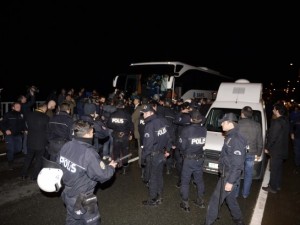 F.Bahçe kafilesine Trabzon'da silahlı saldırı