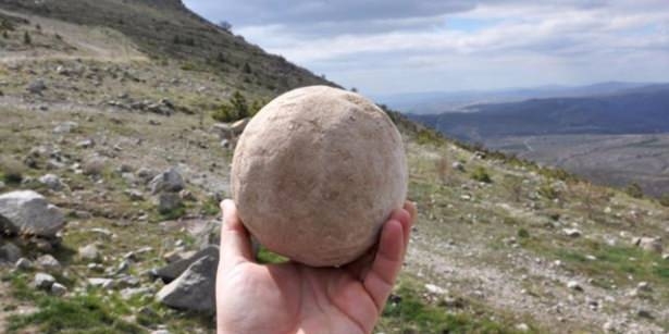 Sultan Fatih'in gülleleri bulundu 3