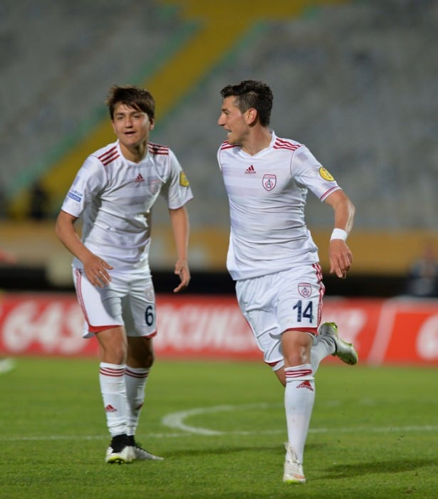 İzmir derbisinde tarihi fark! 4