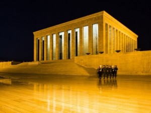 Anıtkabir'de gece
