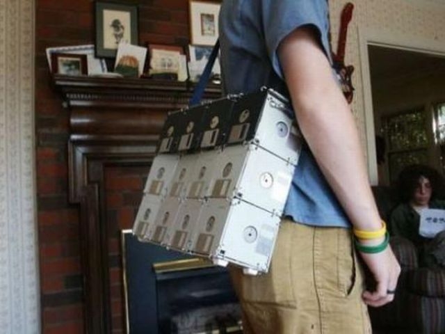 Bilgisayar parçalarıyla bakın neler yaptılar 17