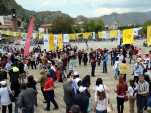 Türkiye'den renkli 1 Mayıs kutlamaları