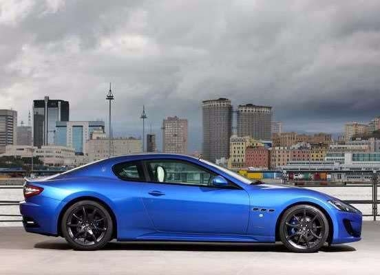 En güzel 10 otomobil 9