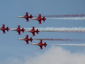 Türk Yıldızlarından harika şov
