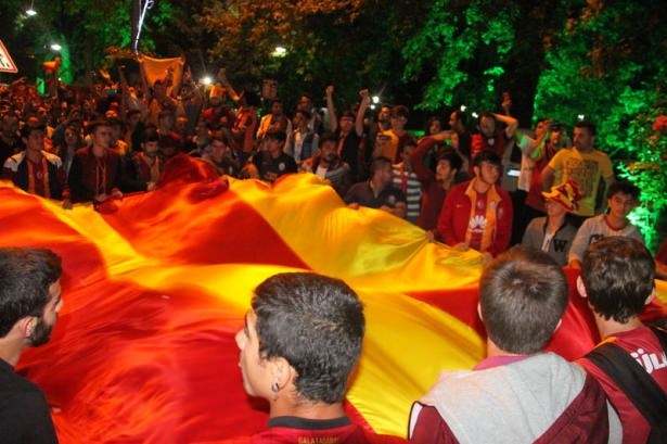 Yurtta Galatasaray coşkusu 10