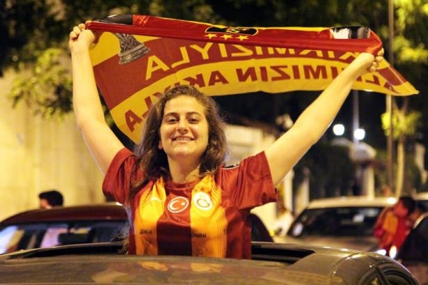 Yurtta Galatasaray coşkusu 37