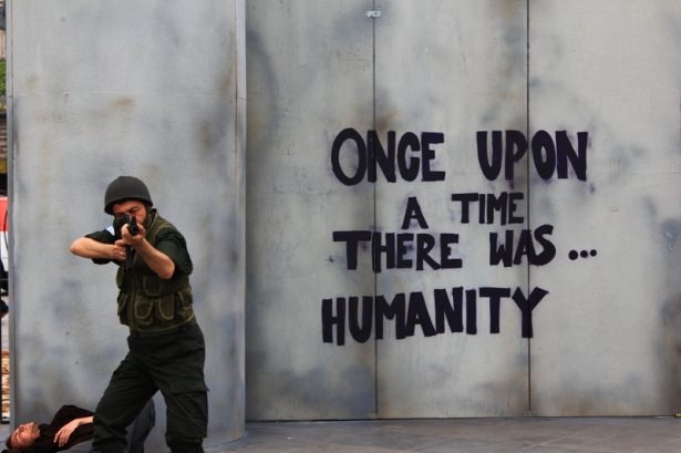 Filistin zulmü Eminönü'nde canlandırıldı 12