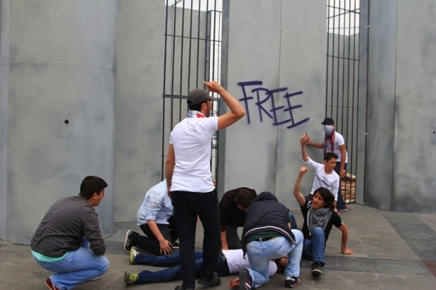 Filistin zulmü Eminönü'nde canlandırıldı 7