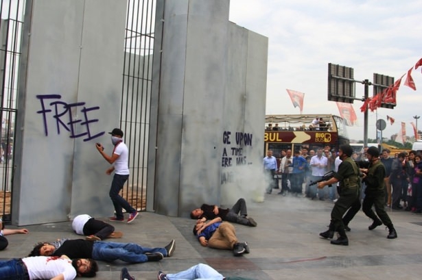 Filistin zulmü Eminönü'nde canlandırıldı 8