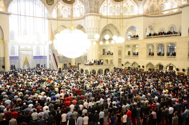 Türkiye'de kandil coşkusu 20