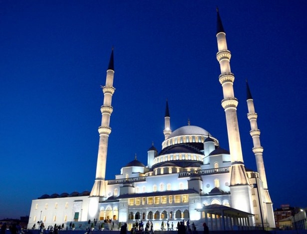 Türkiye'de kandil coşkusu 23