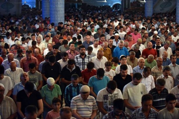 Türkiye'de kandil coşkusu 24