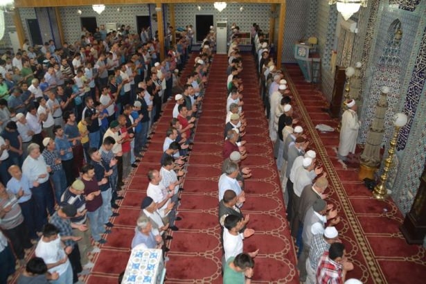 Türkiye'de kandil coşkusu 9