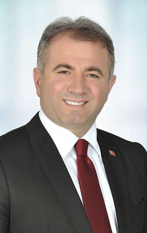 İl il AK Parti'nin milletvekilleri ve oy oranları 303