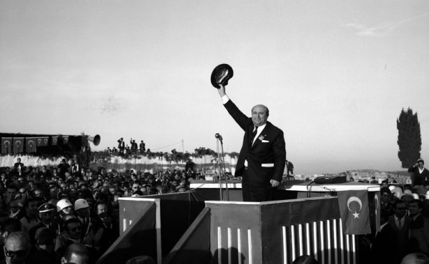 Siyasiler ve ünlülerden Süleyman Demirel mesajı 6