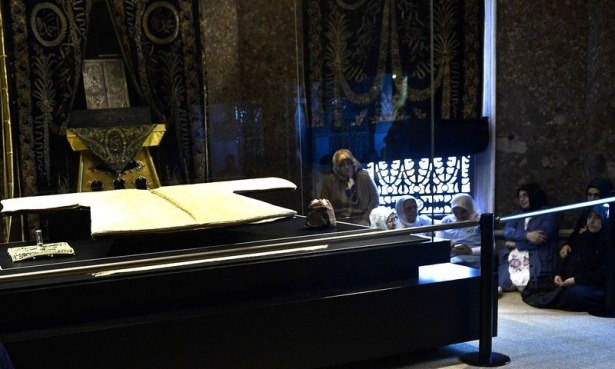 Hırka-i şerif ziyarete açıldı 17