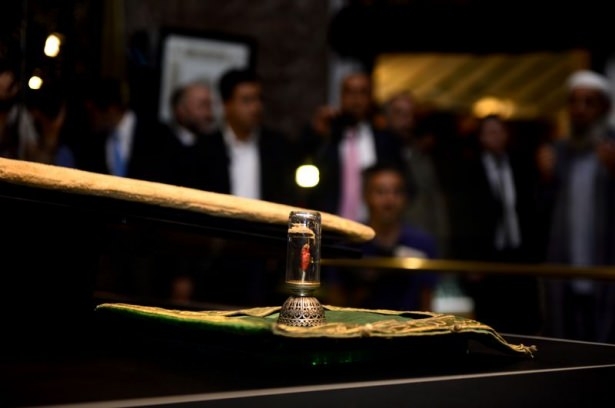 Hırka-i şerif ziyarete açıldı 7