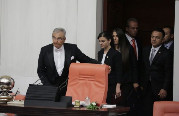 Meclis'te 25. Dönem 11