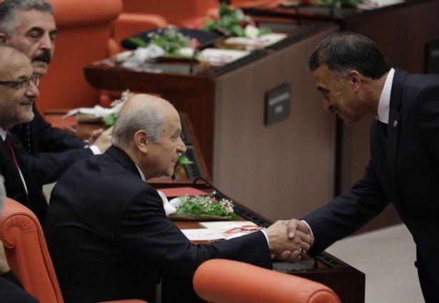 Meclis'te 25. Dönem 22