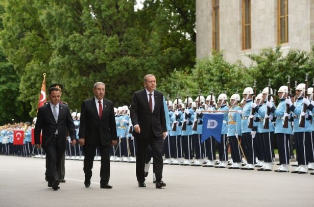 Meclis'te 25. Dönem 4