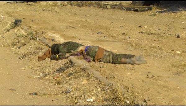 Kobani'de sokaklar cesetle doldu 10