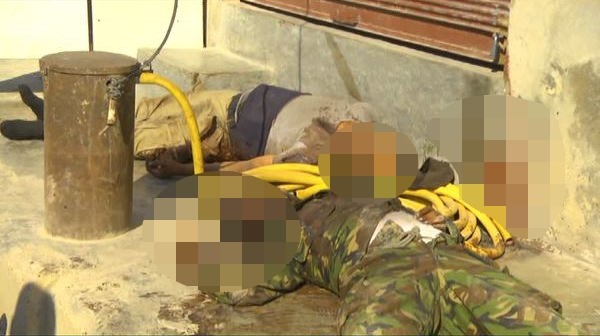 Kobani'de sokaklar cesetle doldu 15