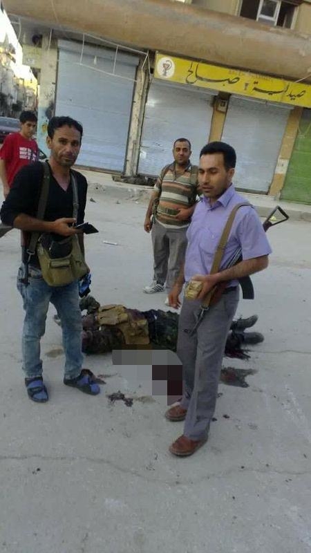 Kobani'de sokaklar cesetle doldu 18