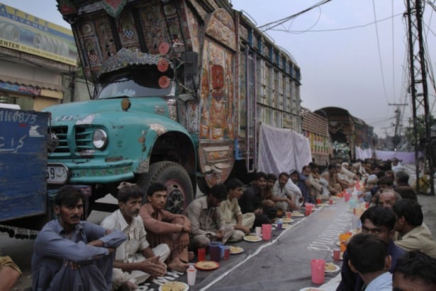 Muhteşem fotoğraflarla dünyada Ramazan 25