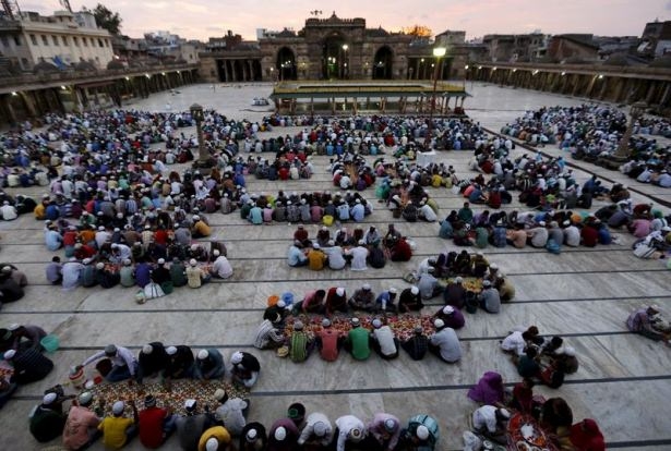 Muhteşem fotoğraflarla dünyada Ramazan 27