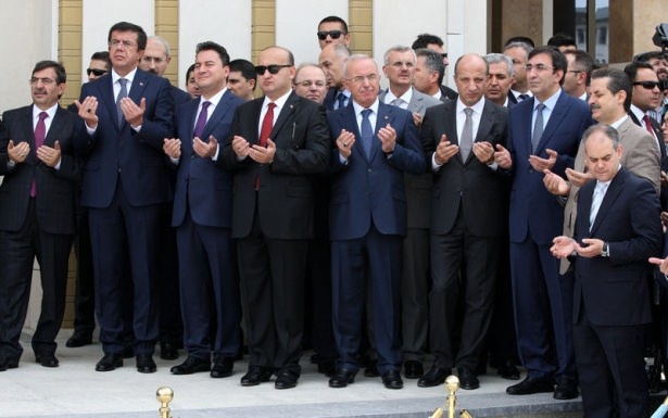 Beştepe Millet Camii dualarla açıldı 10