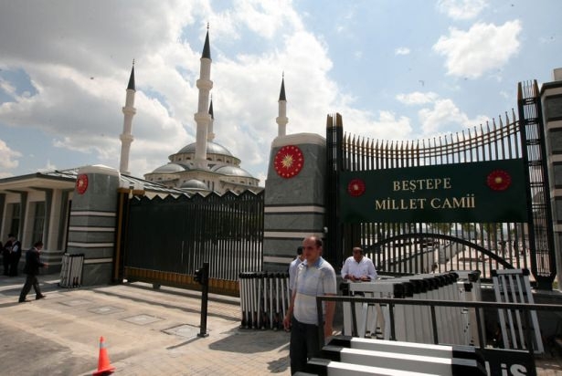 Beştepe Millet Camii dualarla açıldı 2