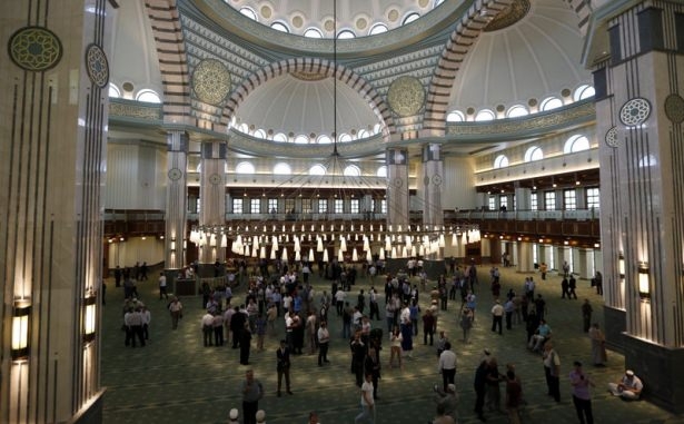 Beştepe Millet Camii dualarla açıldı 21