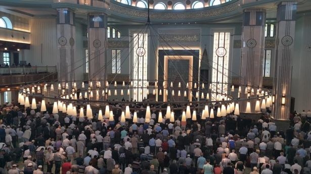 Beştepe Millet Camii dualarla açıldı 22