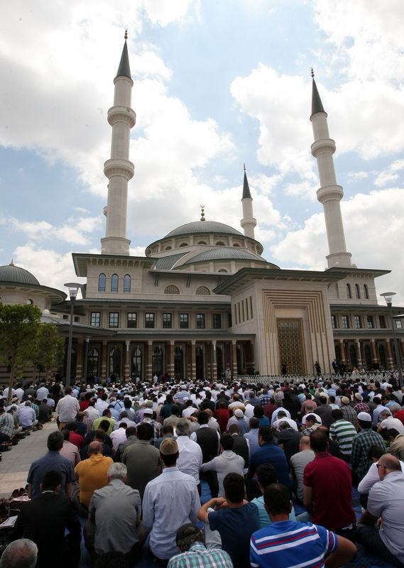 Beştepe Millet Camii dualarla açıldı 25