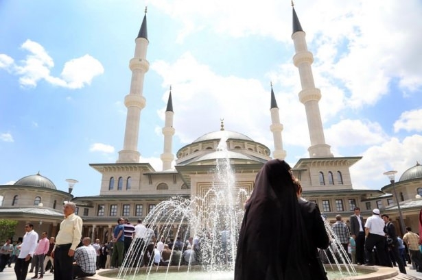 Beştepe Millet Camii dualarla açıldı 3