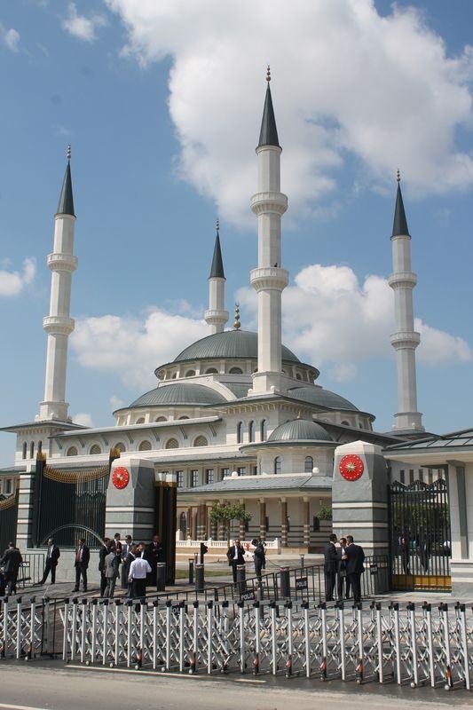 Beştepe Millet Camii dualarla açıldı 32