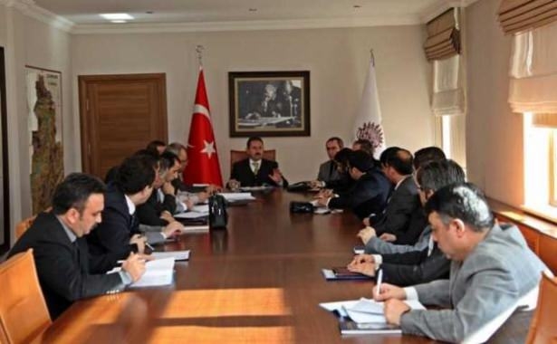 İşte devlet memurlarının zamlı 2015 maaşları 10